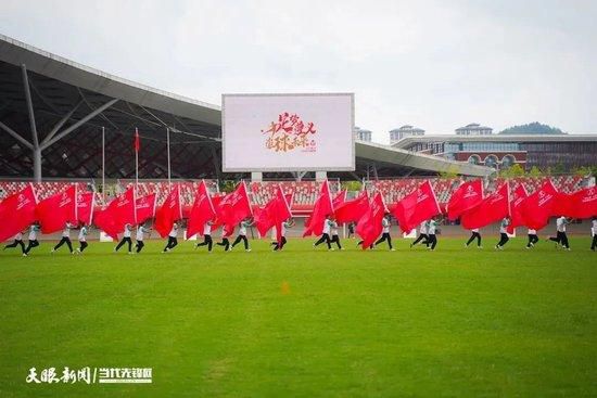 上半场吉鲁助攻穆阿尼破门，易边再战，巴卡斯塔斯、伊奥尼迪斯5分钟连入两球，姆巴佩助攻福法纳世界波扳平比分，尾声阶段、科曼、姆巴佩连续中框。